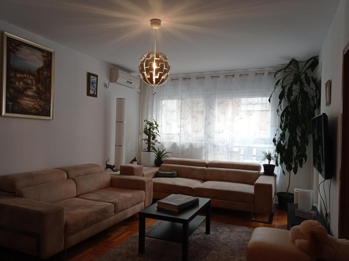Go 2 Apartment Belgrado Exterior foto
