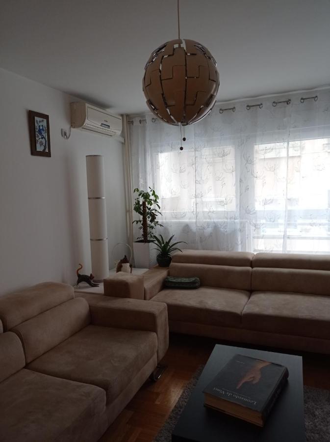 Go 2 Apartment Belgrado Exterior foto